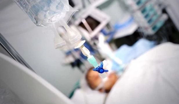 Κρήτη: Στη ΜΕΘ βρέφος 17 μηνών που στραβοκατάπιε το φαγητό του